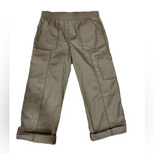 Chico’s Poplin Capri Pants Size 2 Olive Green Pull-On Elastic Waist NWT Utility